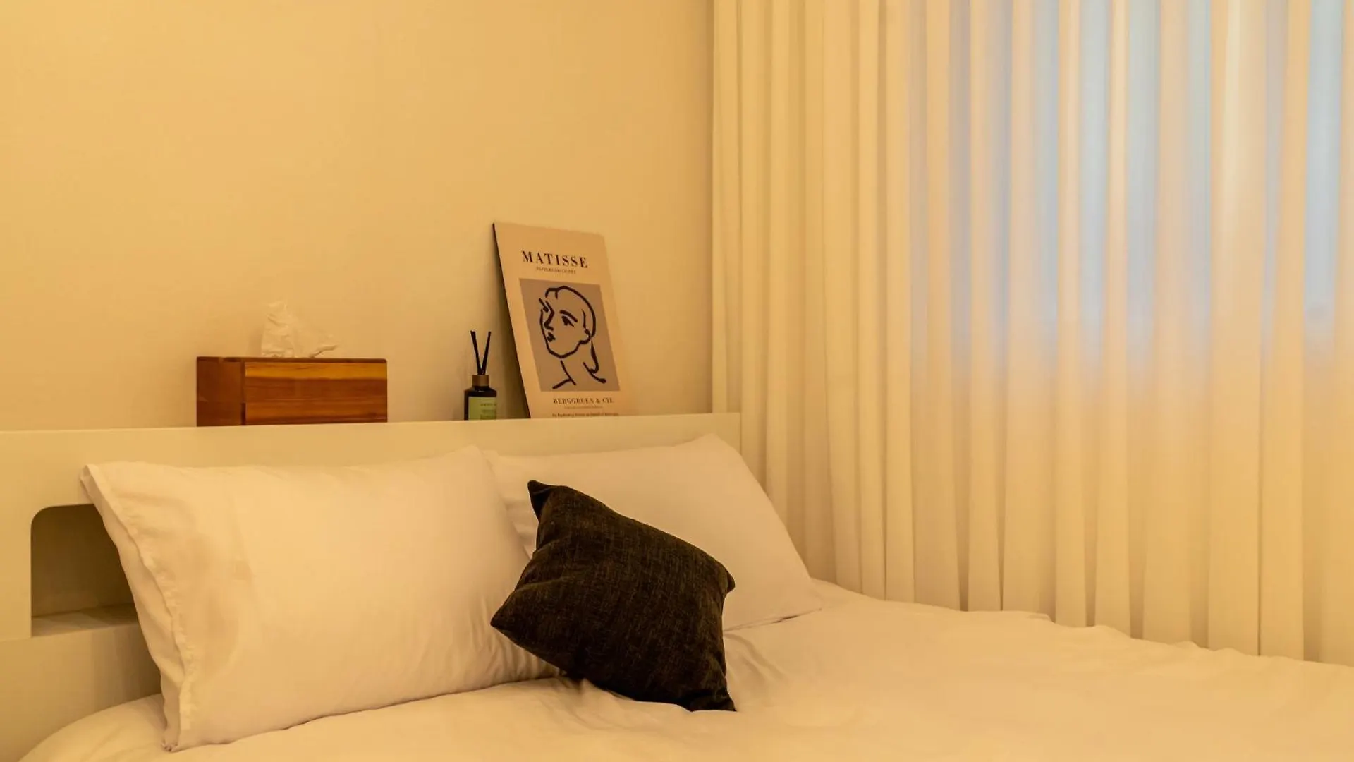 Hyehwa Modern House Apartment Seoul 0*,  South Korea